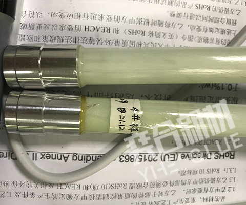 金属铝合金粘玻璃用胶案例_灯管行业定制专用胶水_奕合环氧AB胶