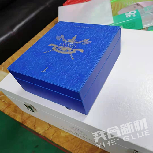 纸盒粘皮革胶水