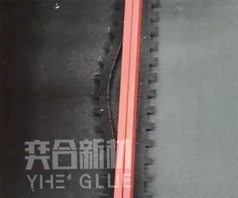粘皮革用什么胶水效果好?推荐箱包行业专用剂_东莞奕合胶业